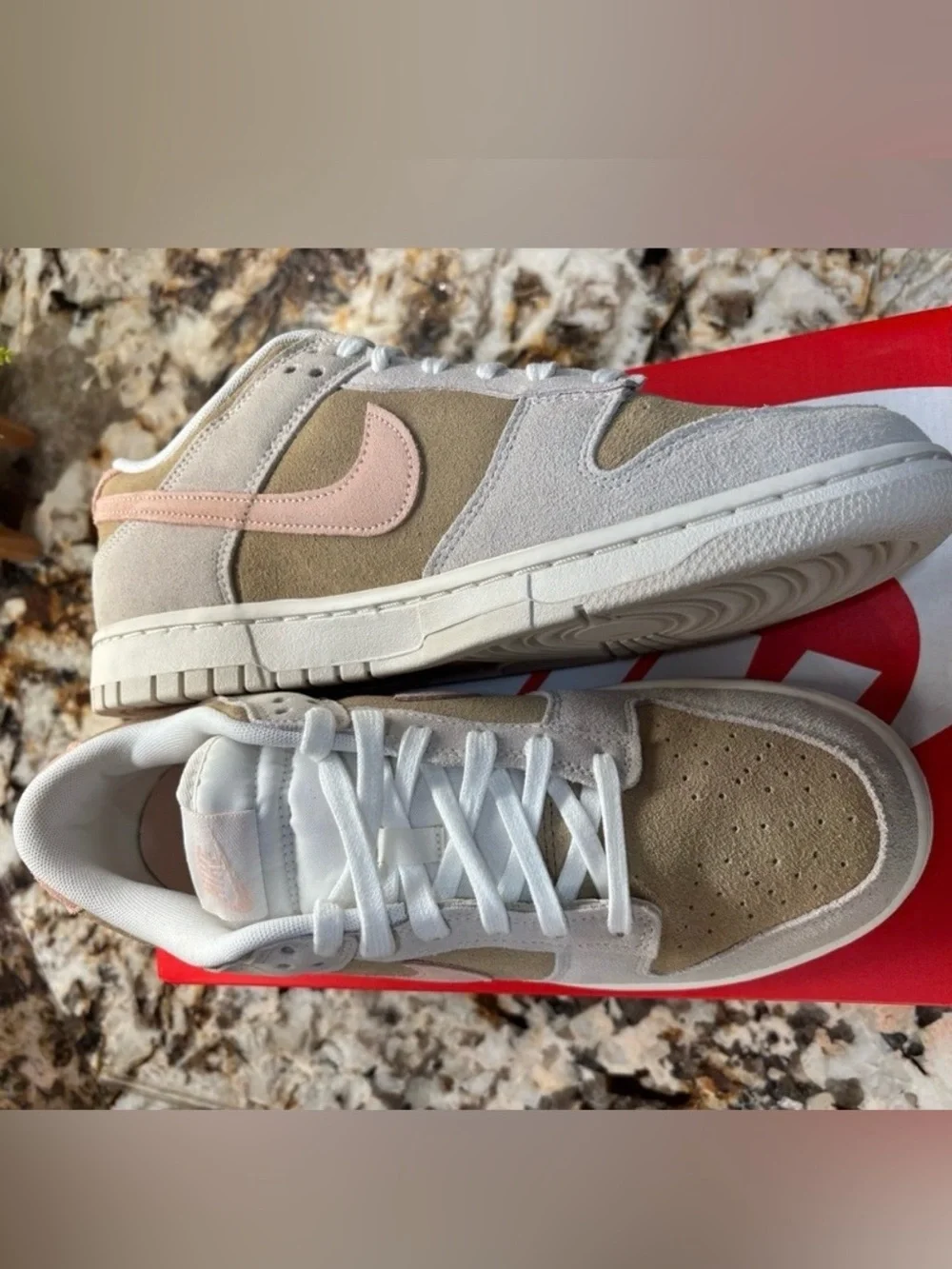 Nike WMNS Dunk Low NEW in Box